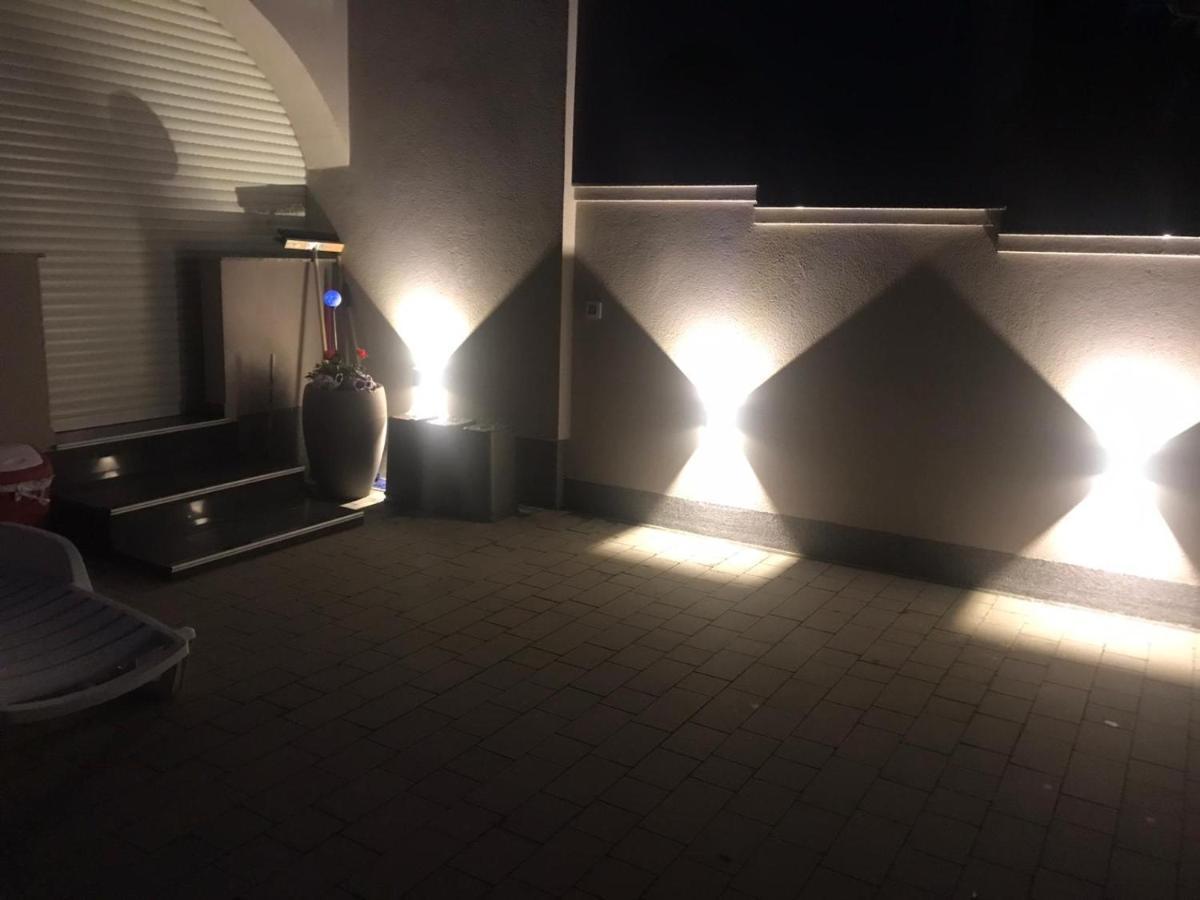 Petra Lägenhet Vir Exteriör bild