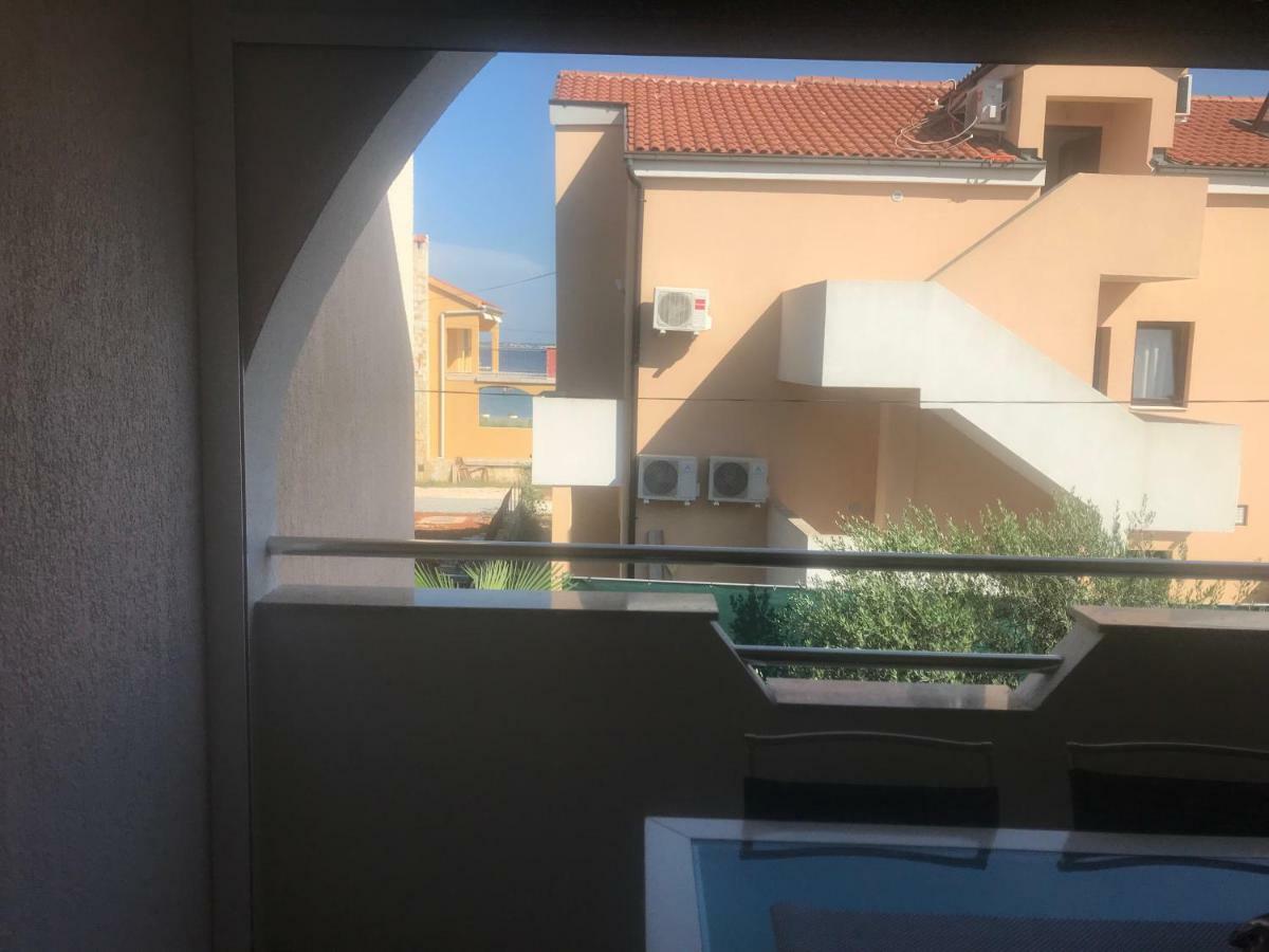 Petra Lägenhet Vir Exteriör bild